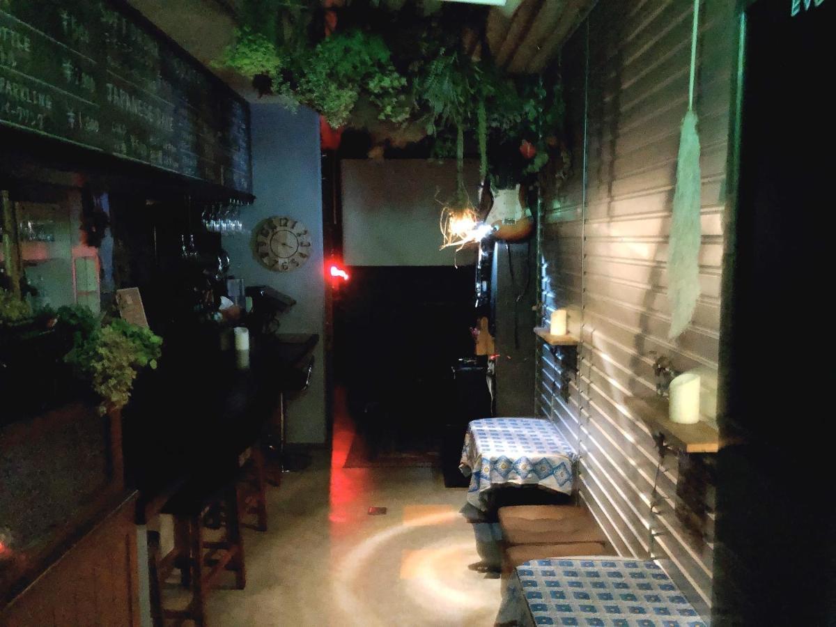 Edge Koenji Hostal *